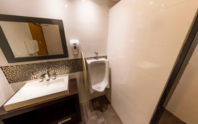 Soho Village Hotel