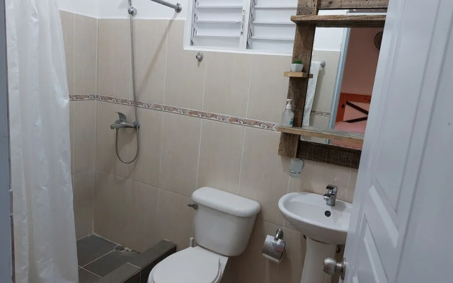 Quiet Studio - Apartment 4 in Villa Coconut