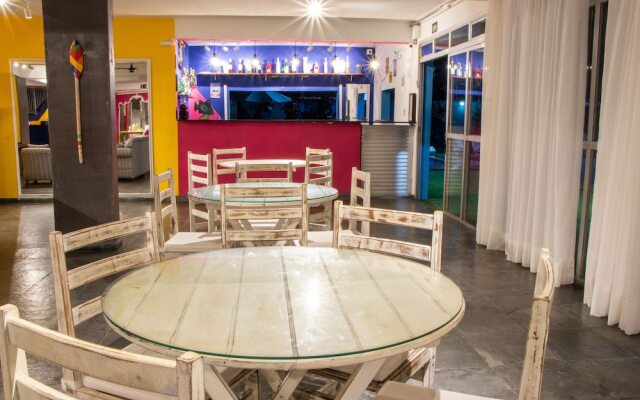 MOVA - Hotel Costa Azul