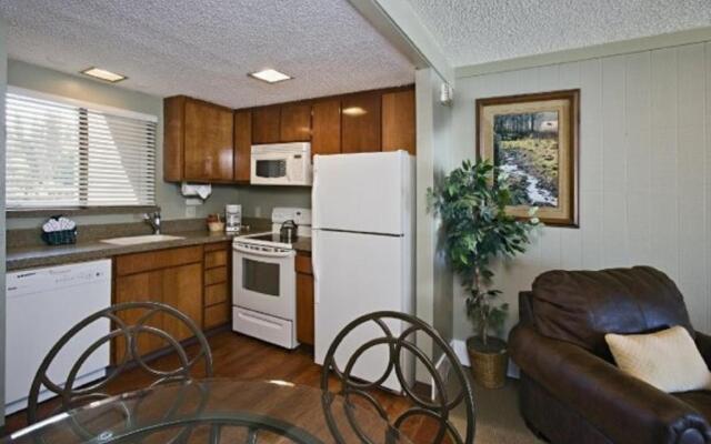 Tahoe Lakeshore Lodge & Spa