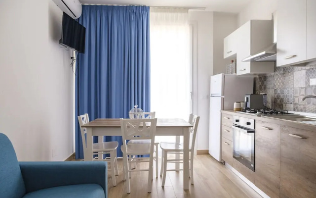 Smeraldo Apartment On Sea Shore