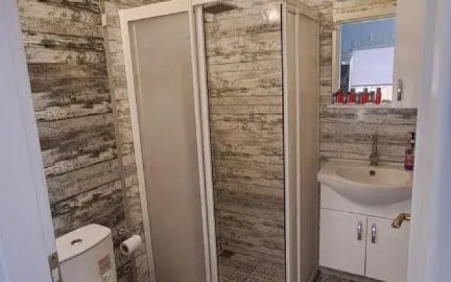 Deniz Kizi Otel Kucukkuyu