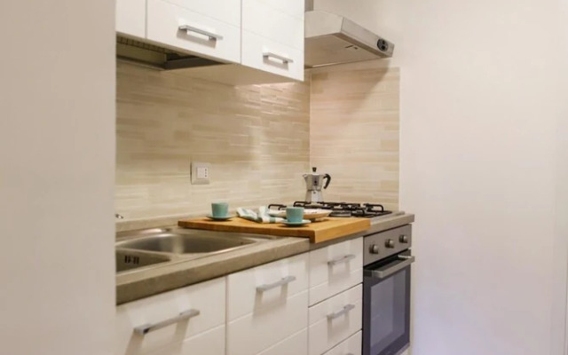 Cozy Apartment in Chiaia