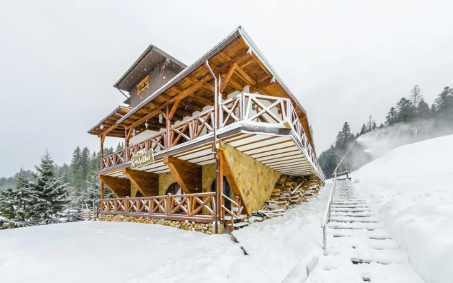 Chalet CrepDeChine Hotel
