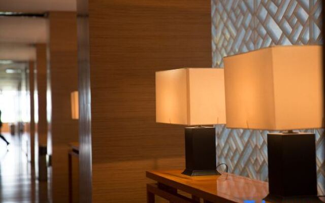 Warmly Hotel