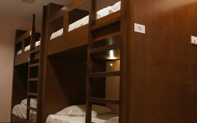 Sri Packers Hotel - KLIA