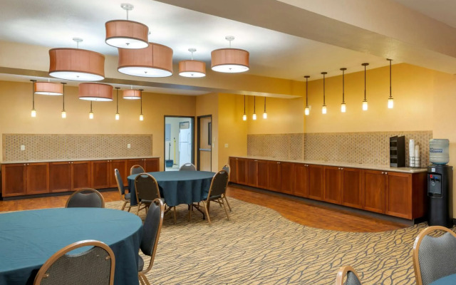 Best Western Plus Columbia River Inn