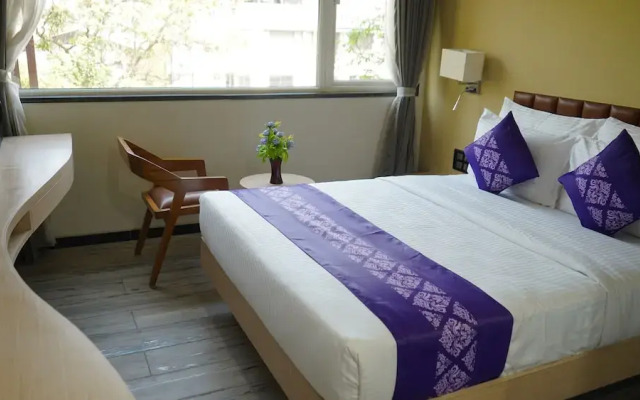 Purple Beds by VITS Dwarkesh, Surat