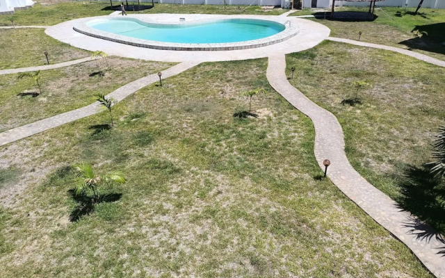 1-bedroom Apartment With Pool View, Beach Experien