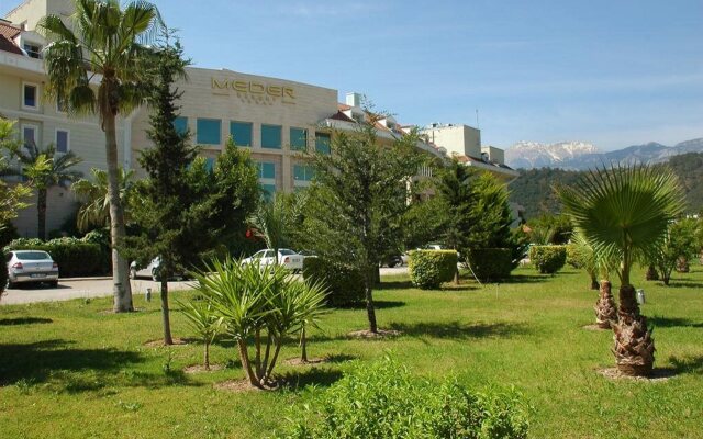 Meder Resort Hotel