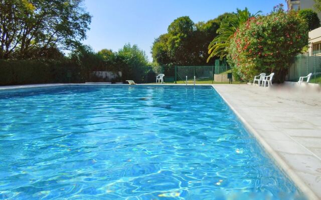 Apartment With one Bedroom in Villeneuve-loubet, With Wonderful sea Vi