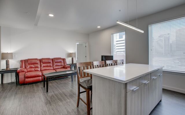 SoBe Denver Downtown Apartments