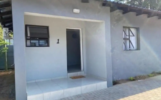 Shabis Guest Lodge