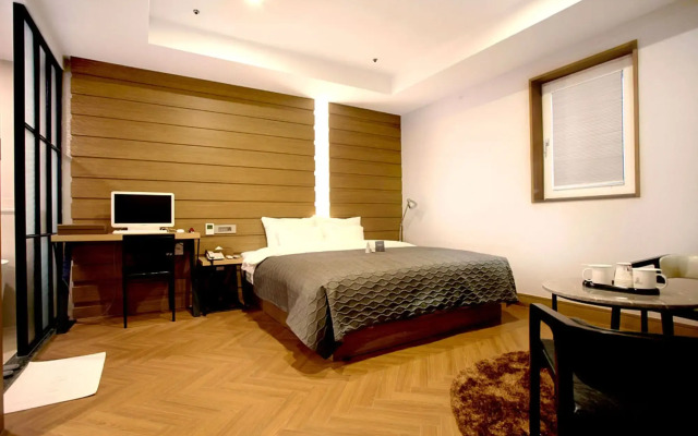 Mind Hotel