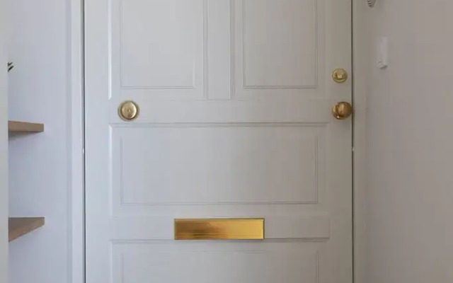 2ndhomes Beautiful & Modern Attic Studio