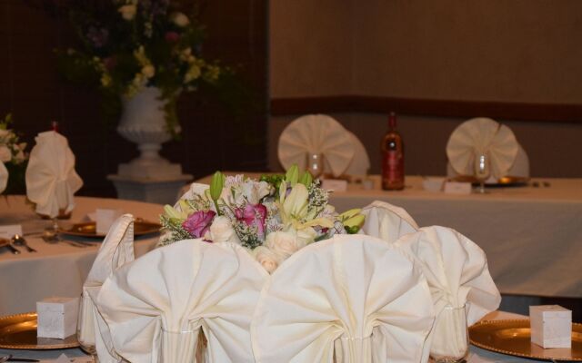 Stone Gate Inn