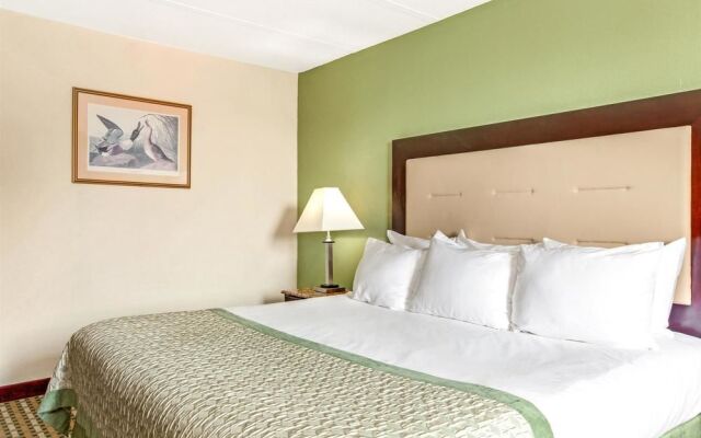 Ramada Bordentown