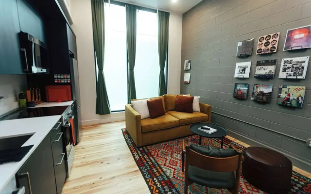 Loft 304 Thewilliam Earthy Modern Atrium Glow