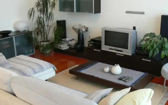 Apartments Nakić
