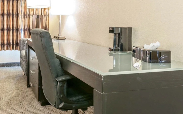 Quality Inn