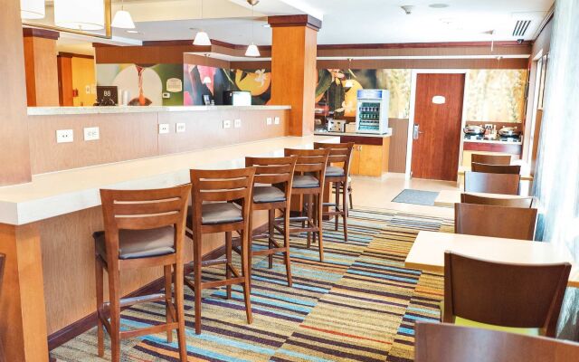 Fairfield Inn by Marriott Medford Long Island