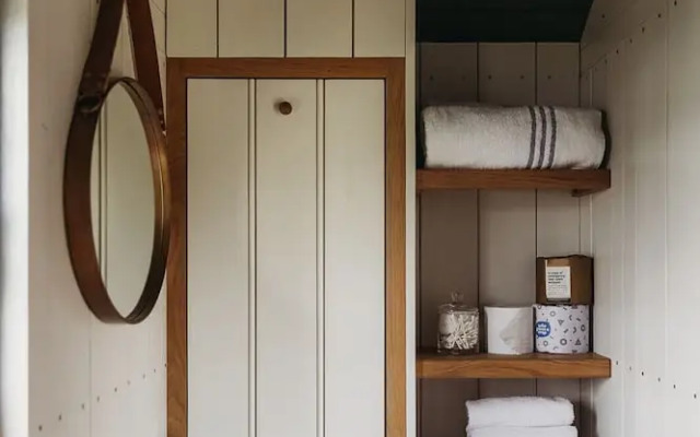 Fenland Retreats at Willow Grange Farm