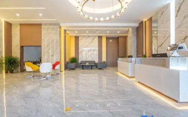 Super 8 Selected Hotel (Kashi Wanda Plaza Shuguang International Branch)