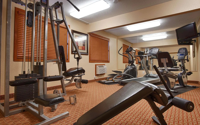 Best Western Plus Altoona Inn