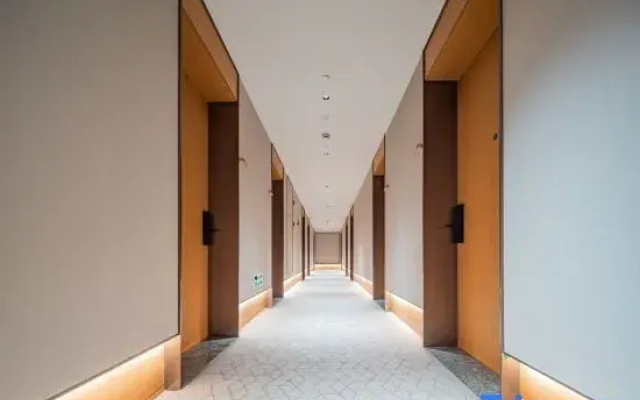 Ji Hotel (Chengdu High-tech Huirong International Plaza)