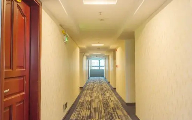 Afur Hotel Chain (Ningxiang East Railway Station)