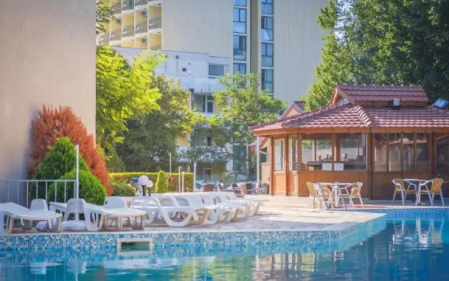 Regina Hotel