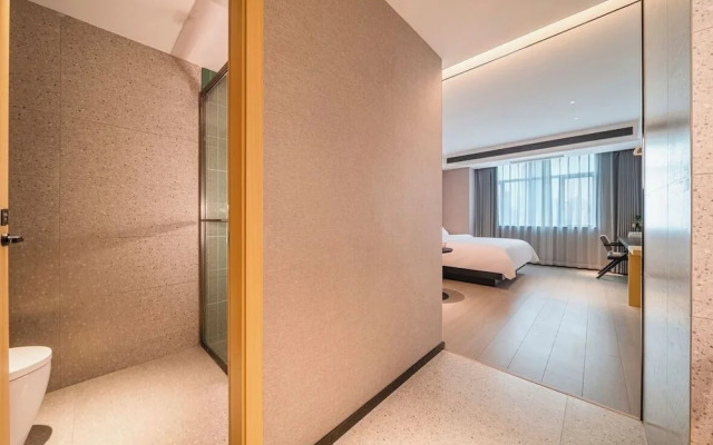 C Station Meisu Hotel