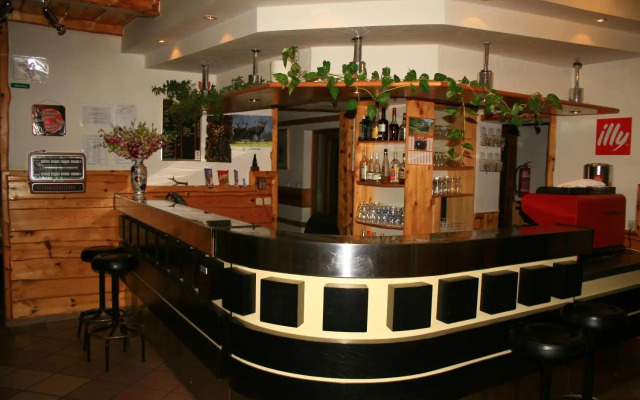 Guest House and Museum Firšt
