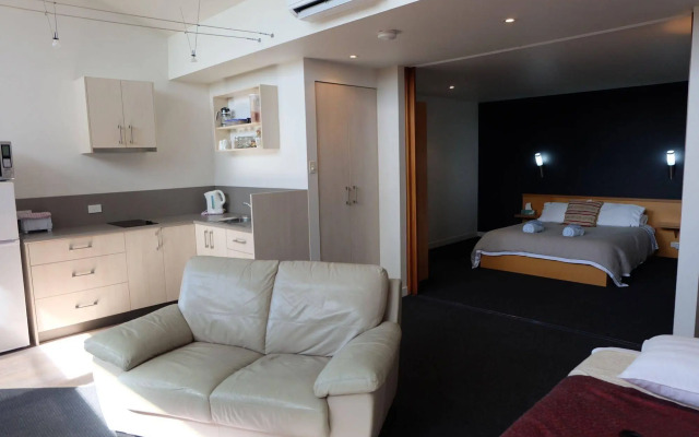 Armalong Winery Chalets