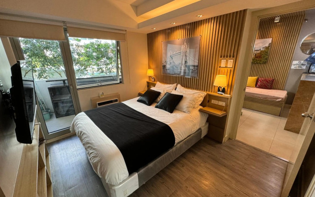 Elegantly designed Condominium in QC