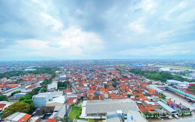 Comfort Studio Room At Mekarwangi Square Cibaduyut Apartment