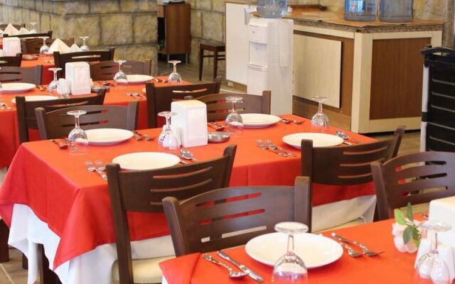 Castle Park Hotel
