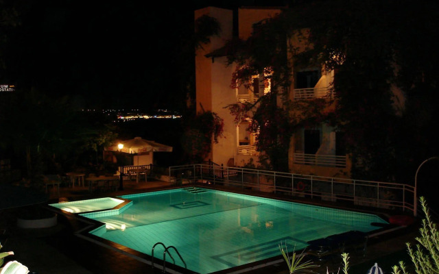 Iliostasi Beach Apartments
