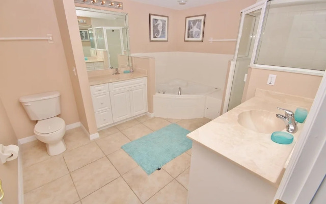 Oceanwalk 7-205 Apartment 3