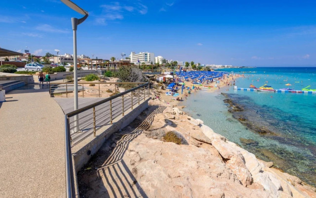 Green Bay Villa 13 in Protaras