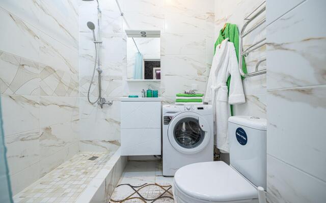 Пять Звёзд на улице Героя Яковлева 17