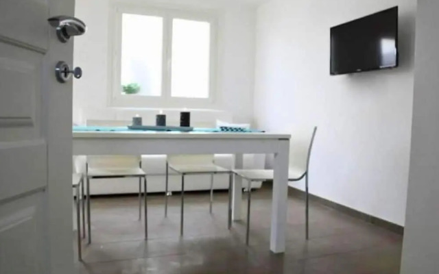 Costa Fenicia - Aura Club