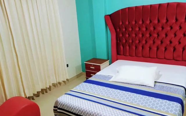 Hostal TOSCANO SUITES