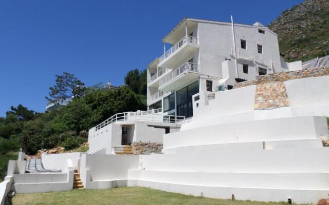 Bikini Beach Manor