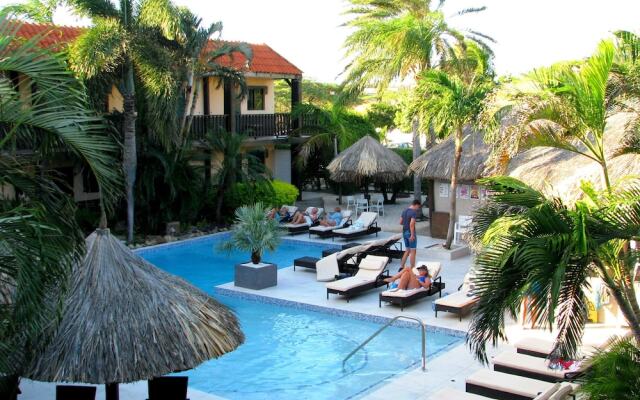 Van Gogh Inn Aruba