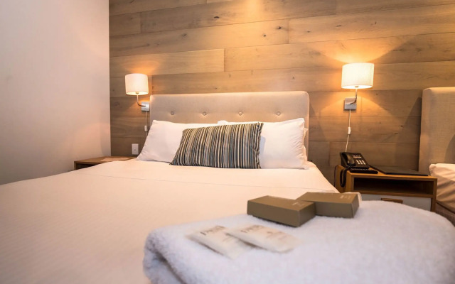 Crown Hotel Surry Hills