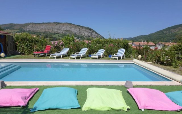 Villa With 4 Bedrooms in Foix, With Wonderful Mountain View, Private P