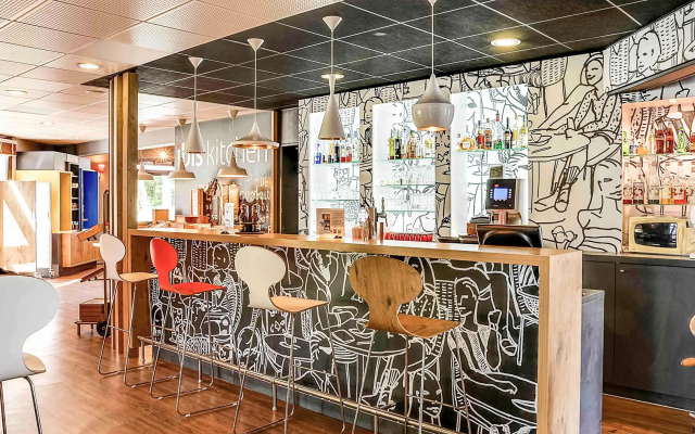 ibis Salon de Provence Sud
