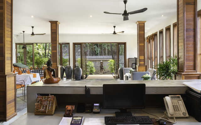 La Residence Blanc D' Angkor