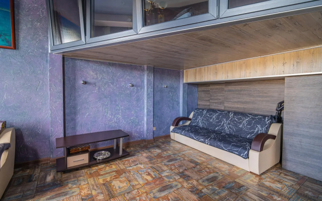 Апартаменты на 1-ой линии Васильевского острова 60